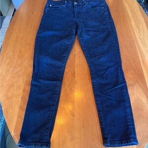 Women’s Blue Jeans